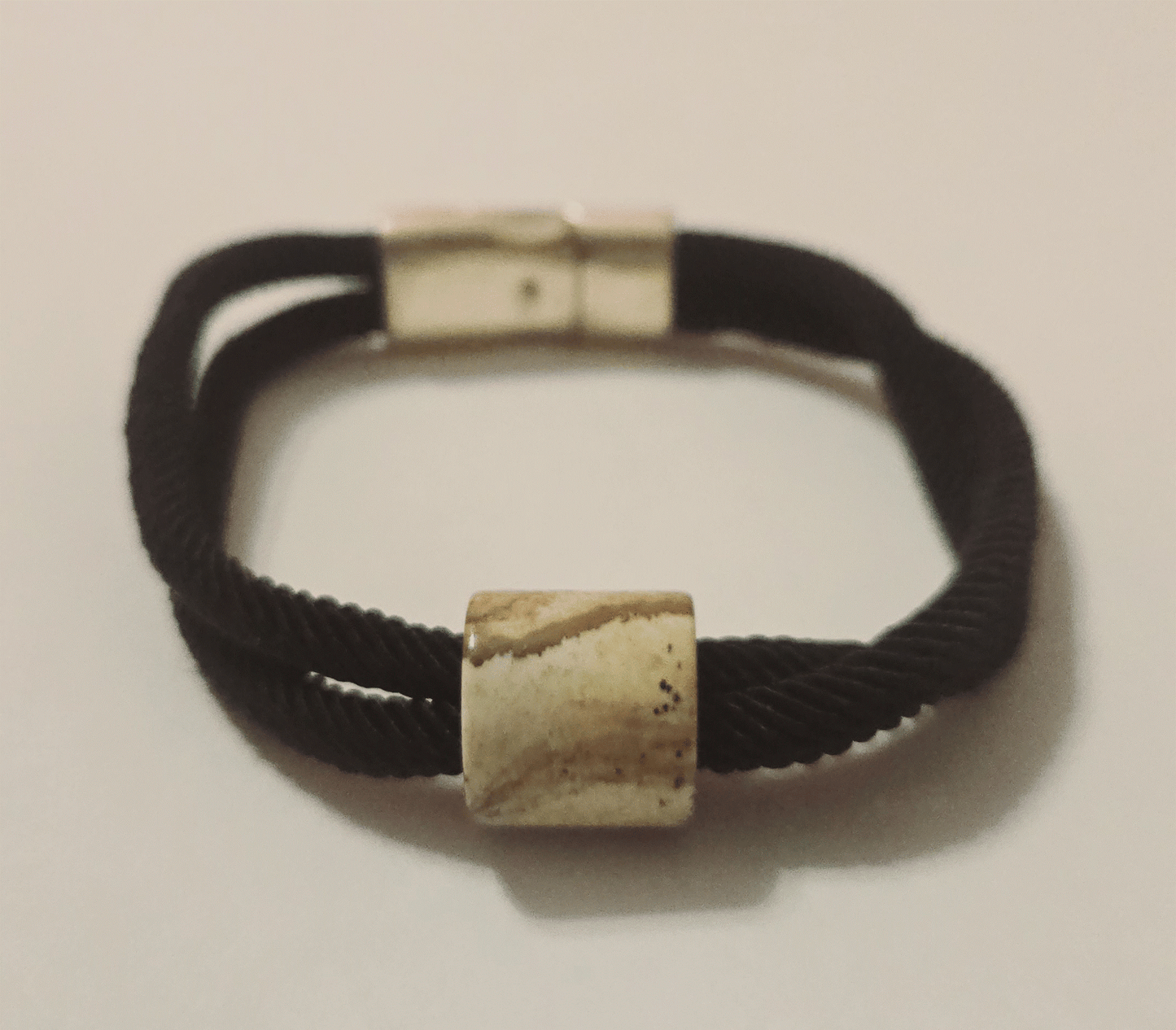 BRACELET 37